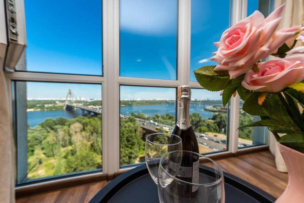 Apartments With Crazy Panoramic View Of The Dniepr Kiev Extérieur photo