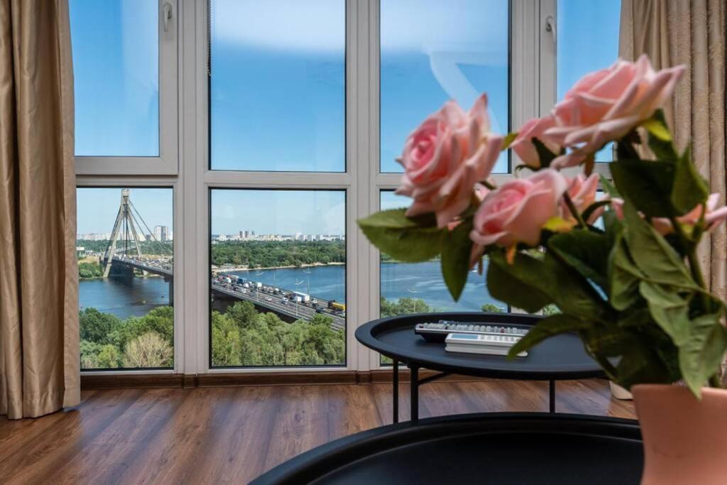 Apartments With Crazy Panoramic View Of The Dniepr Kiev Extérieur photo