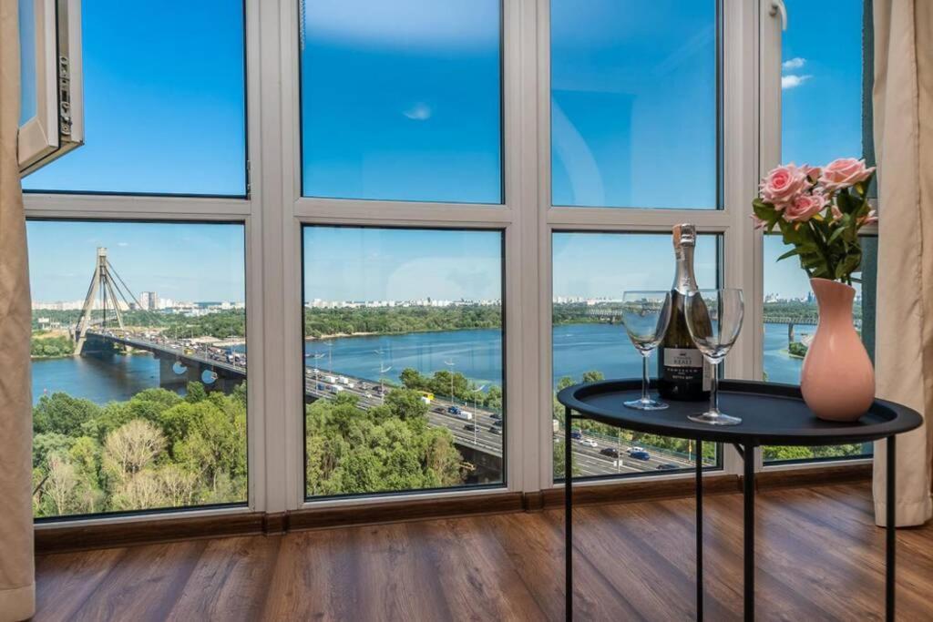 Apartments With Crazy Panoramic View Of The Dniepr Kiev Extérieur photo