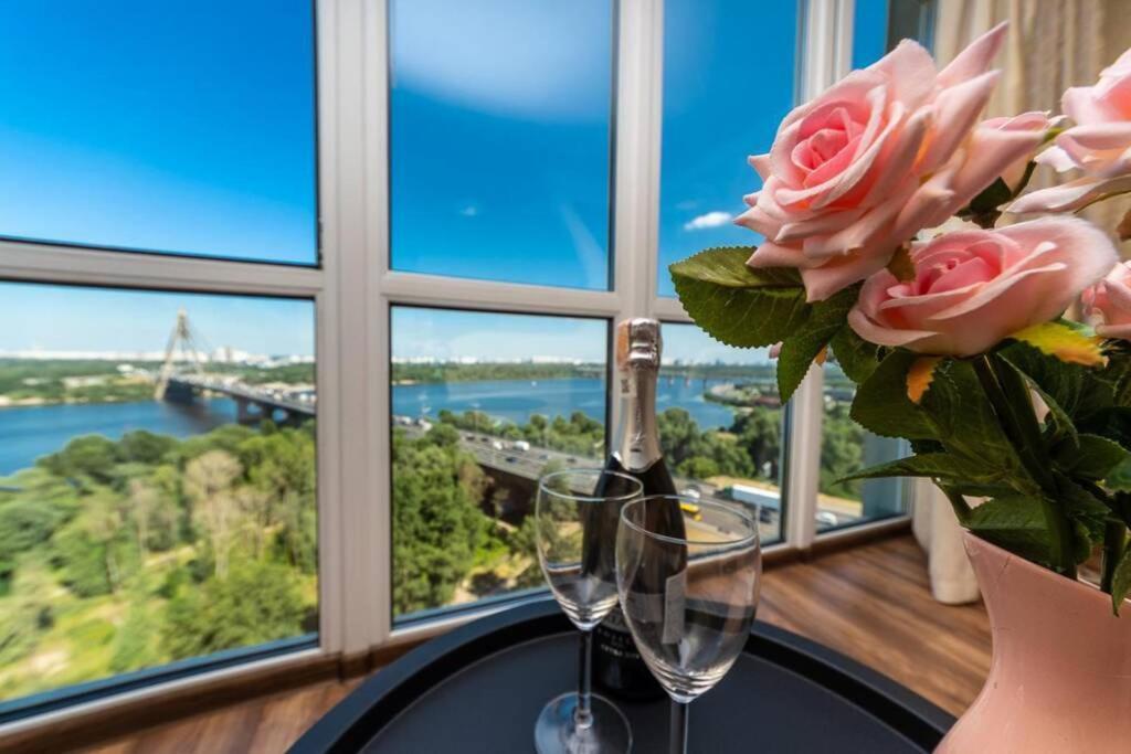 Apartments With Crazy Panoramic View Of The Dniepr Kiev Extérieur photo