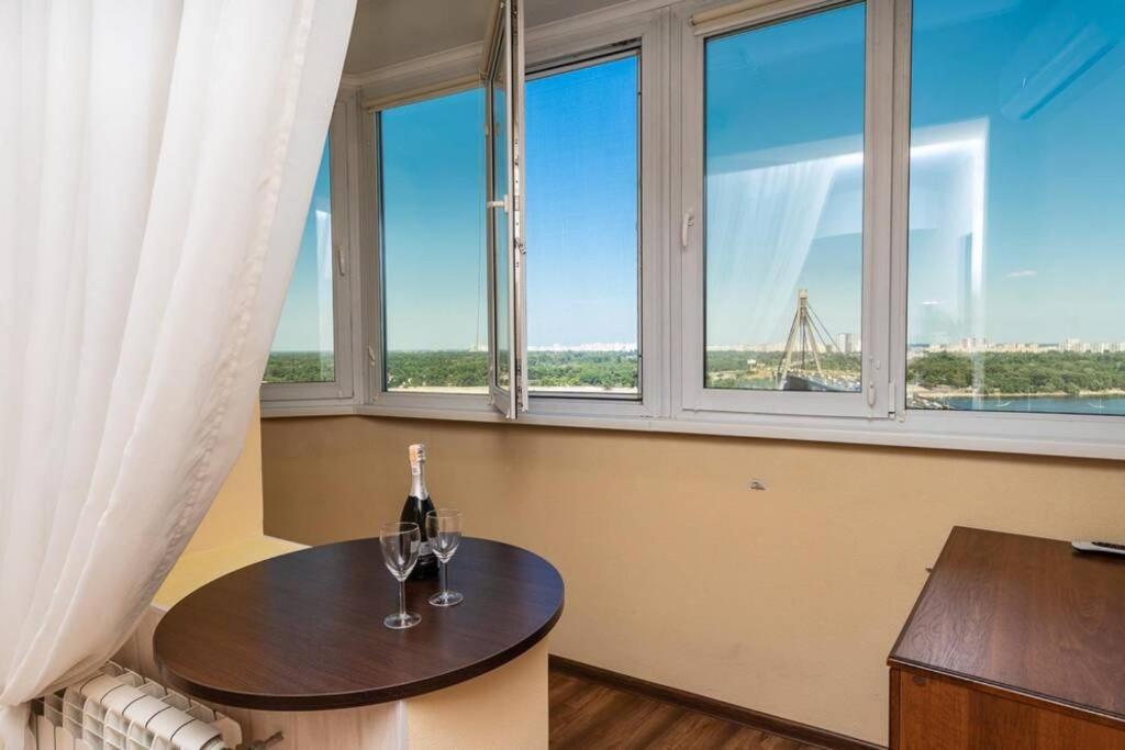 Apartments With Crazy Panoramic View Of The Dniepr Kiev Extérieur photo